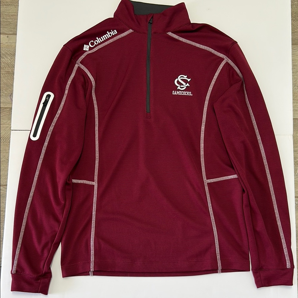 Columbia South Carolina Gamecocks quarter zip Pullover. Size small